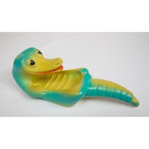 Vintage Gaylord Gator Floating Rubber Soap Dish by AVON 1960s
